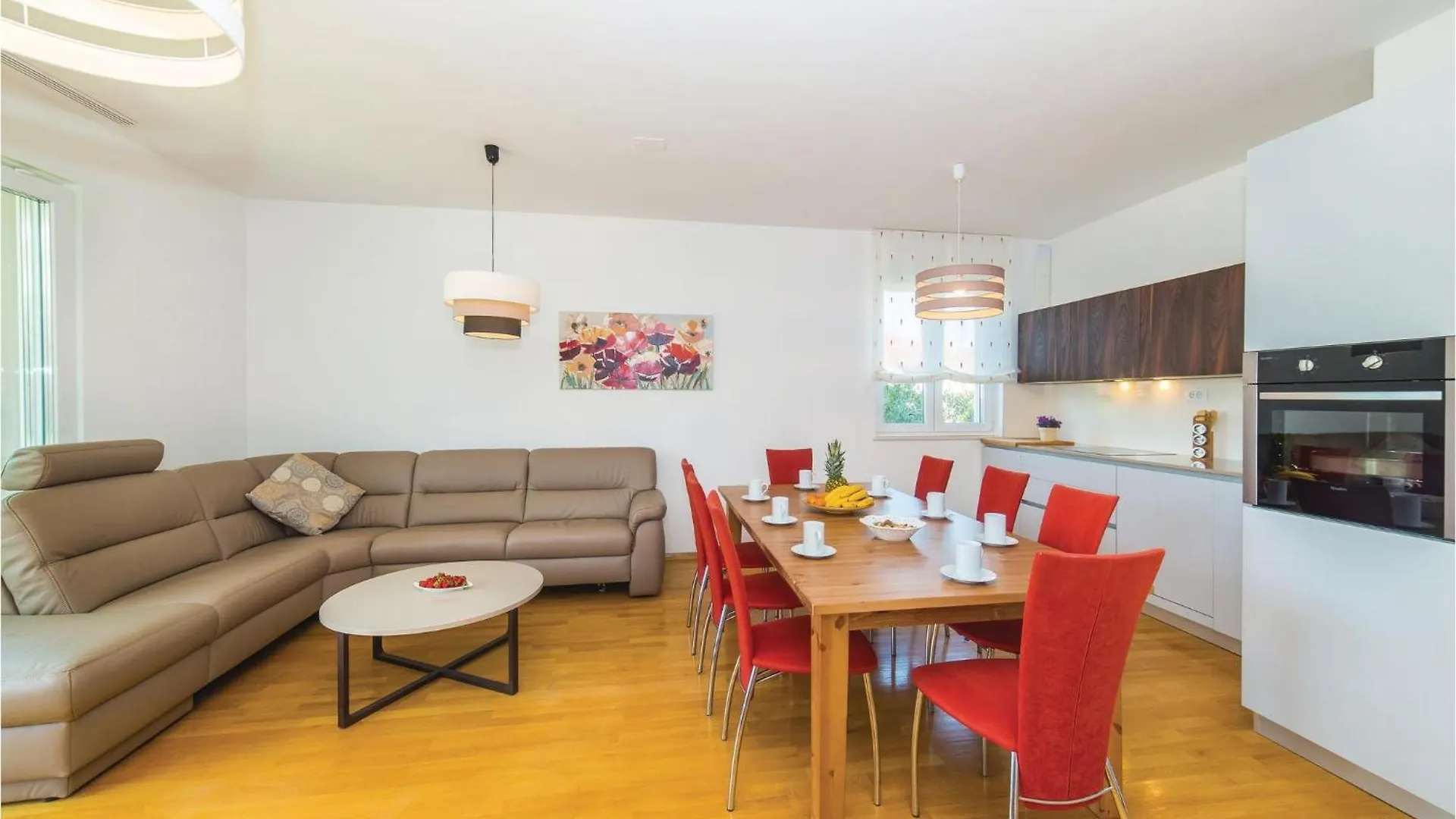 1 Bedroom Stunning Apartment In Kastel Gomilica Kastela Croatia